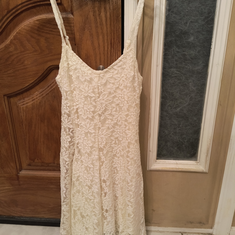 American Eagle Outfitters Cream Lace Dress